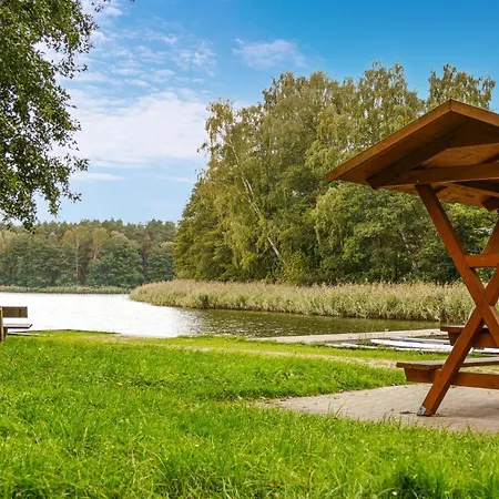 Amazing Stacaravan In Lohmen Am