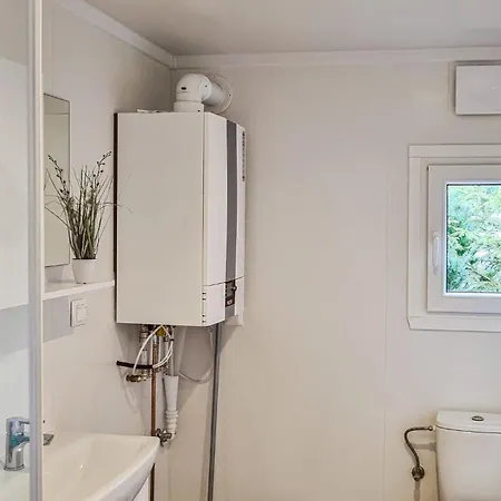 Amazing Stacaravan In Lohmen Am Kemp